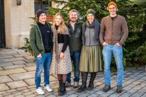 Samerberger Dorfadvent verzaubert mit festlichem Glanz und besinnlichen Momenten