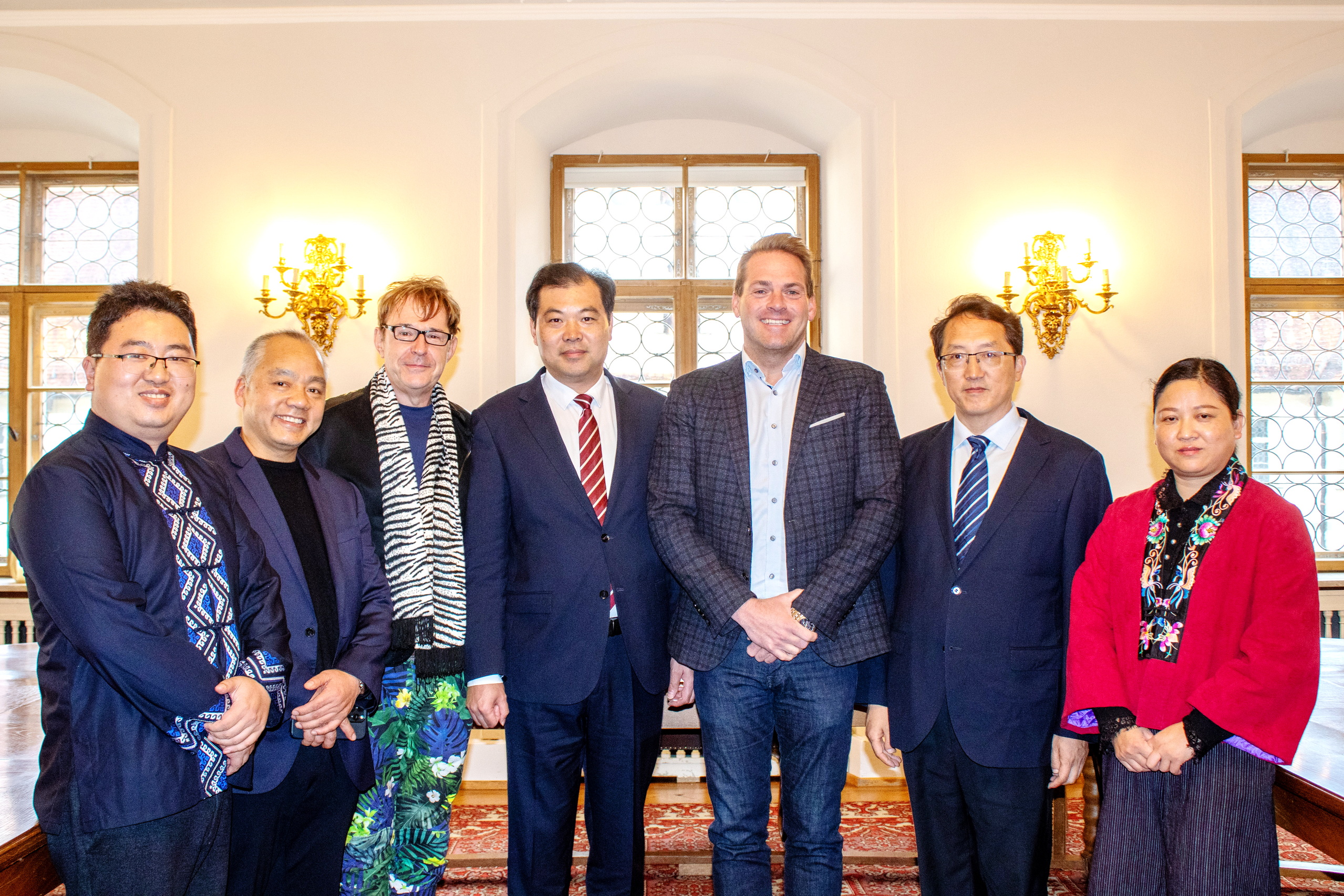 China-Besuch-im-Festspielhaus-Neuschwanstein