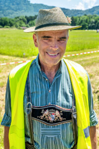 Deutsche Meisterschaft im Handmähen in Neubeuern