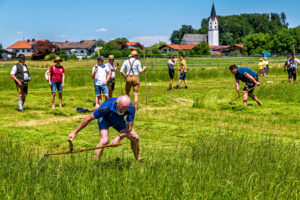 Deutsche Meisterschaft im Handmähen in Neubeuern