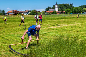 Deutsche Meisterschaft im Handmähen in Neubeuern