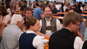 Festwoche in Neukirchen/Persdorf klingt mit Kesselfleischessen aus