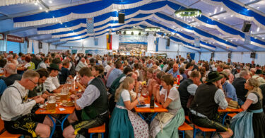 Festwoche in Neukirchen/Persdorf klingt mit Kesselfleischessen aus
