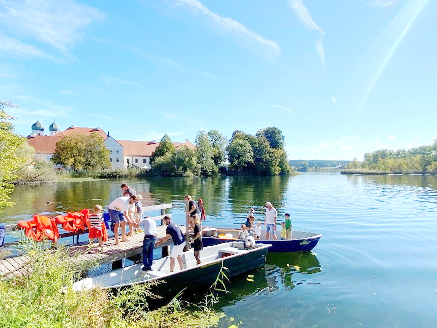 Einladung-ins-Fachzentrum-Fisch-Biene