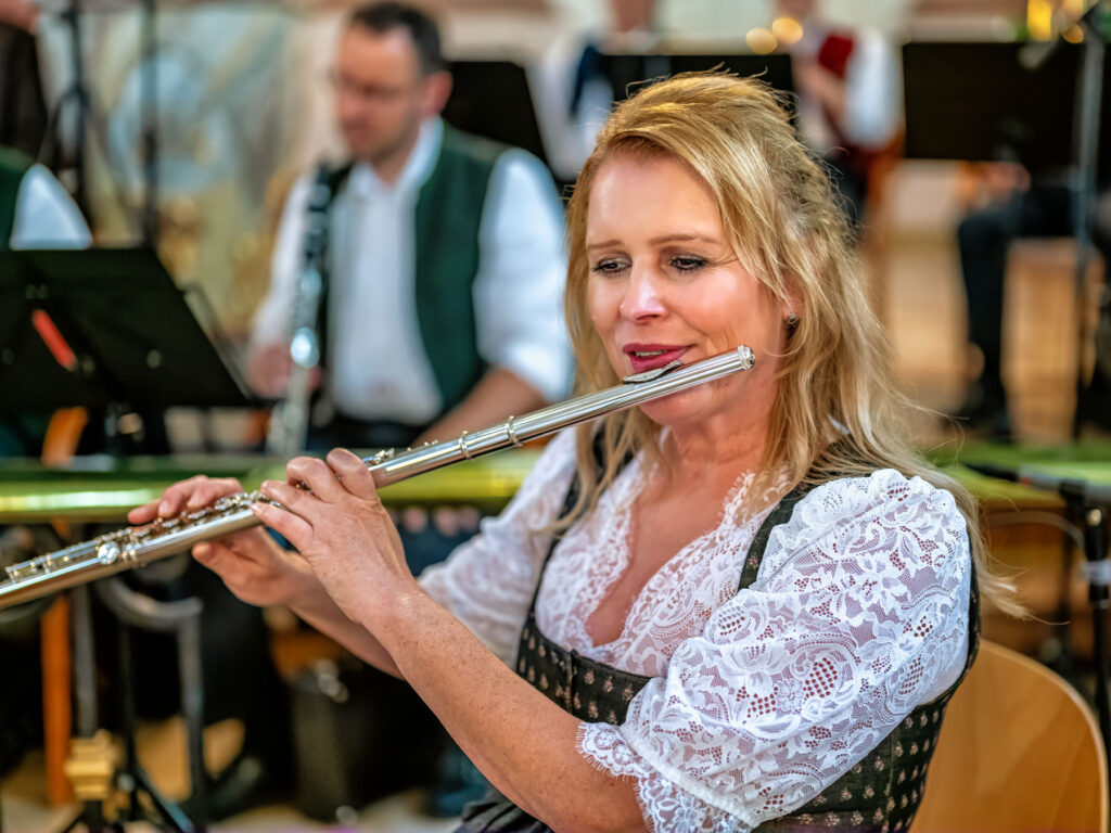 Susi Bachleitner an der Flöte