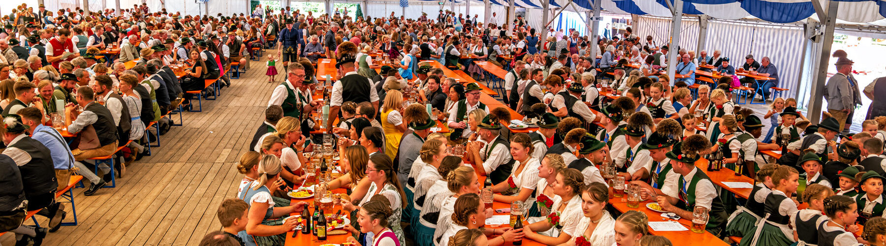 O’zapft is in Nußdorf: Gaufest und 130 Jahre GTEV Alpenrose feierlich eröffnet
