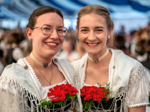 O’zapft is in Nußdorf: Gaufest und 130 Jahre GTEV Alpenrose feierlich eröffnet