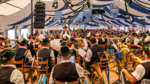 O’zapft is in Nußdorf: Gaufest und 130 Jahre GTEV Alpenrose feierlich eröffnet
