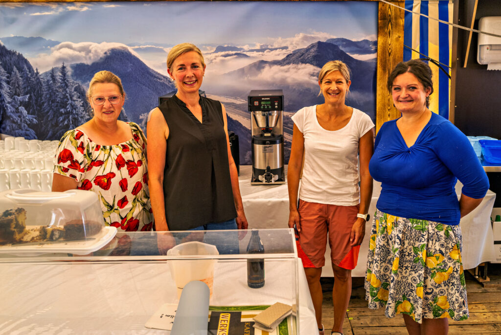 Zehn Festtage, viele tausend Trachtler und ein ganzes Dorf im Einsatz: Vom 9. bis 19. Juli richtet der GTEV „Alpenrose“ Nußdorf das 106. Gaufest des Bayerischen Inngau-Trachtenverbandes aus.