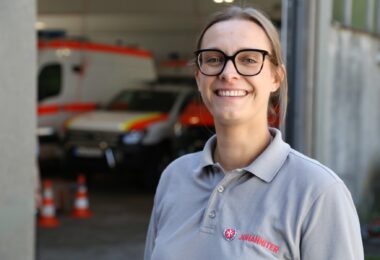 Hanna Krichbaumer, Leiterin der Johanniter-Rettungshundestaffel Rosenheim