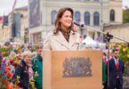 Staatsministerin Michaela Kaniber bei der Bauernmarktmeile 2025