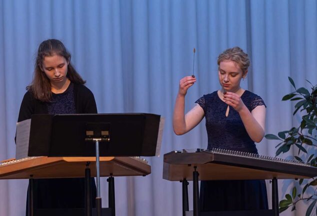 Das dynamische Duo beim Musizieren (3. Platz 2024).