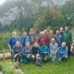Freiwillige beim Schwend-Einsatz auf der Steinbergalm