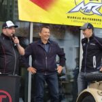 Hundertschaften von Fans füllten den Rathausplatz