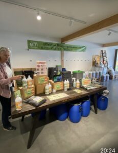 3: Produktpräsentation mit Banner 'Effektive Mikroorganismen'