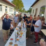 Wandmalerei in Graulhet zum 50-jährigen Jumelage-Jubiläum mit Besuchergruppe.