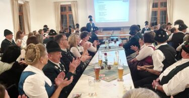 Versammlung des GTEV Daxenwinkler Atzing im Vereinshaus.