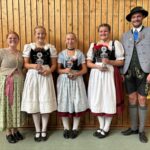 Sieger Altersklasse 3: Anna Unterseher (Lauterbach) mit Pokal