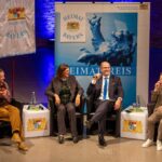 Podiumsgespräch mit Moderatorinnen und Moderatoren beim Heimatpreis.