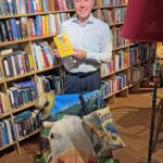 Herbert Reiter mit seinem Lieblingsbuch bei der Leselust.