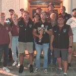 Alle Teilnehmer der Hufeisenmeisterschaft auf dem Ledererhof.