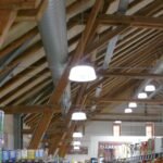 Innenansicht des Stadels mit Supermarkt
