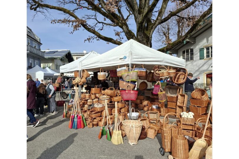 Der Kathreinmarkt verbindet traditionelles Markttreiben, regionales Einkaufserlebnis und einen entspannten Sonntag kurz vor Beginn der Adventszeit.