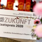 Schild zum Staatspreis Land.Dorf.Zukunft 2026