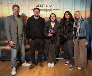 Mitarbeitende von Roland Meinl Musikinstrumente besuchten einen Workshop und die Bayerische Landesausstellung „Musik in Bayern“.