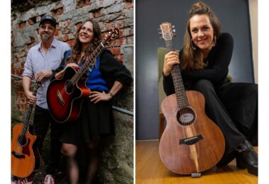 Monika Maria Wagner und Gitarrist Martin Halmich mit ihren Gitarren – Monika Maria Wagner mit Gitarre