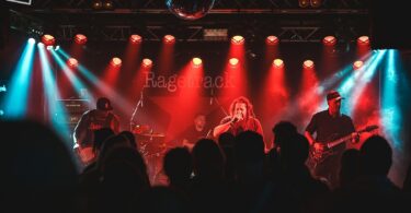 RAGETRACK live auf der Bühne