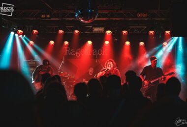 RAGETRACK live auf der Bühne