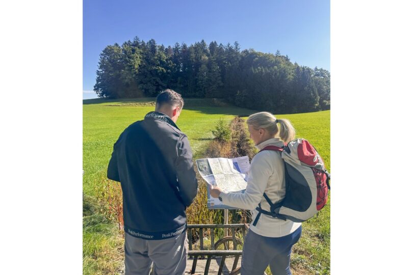 Wer Lust auf Bewegung, Natur und regionale Besonderheiten hat, findet im Ortsteil Elperting einen schönen Einstieg: Wanderschuhe schnüren oder aufs Rad steigen und Prien am Chiemsee aktiv entdecken!